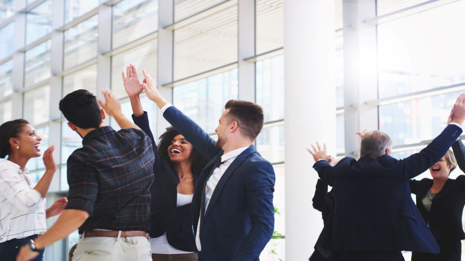 6 Strategies to Improve Sales Team Performance - Corporate Vision Ma…