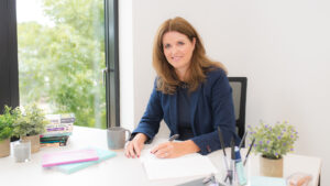 Latest category post image background