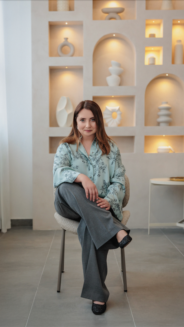 Winner small image - Lawish