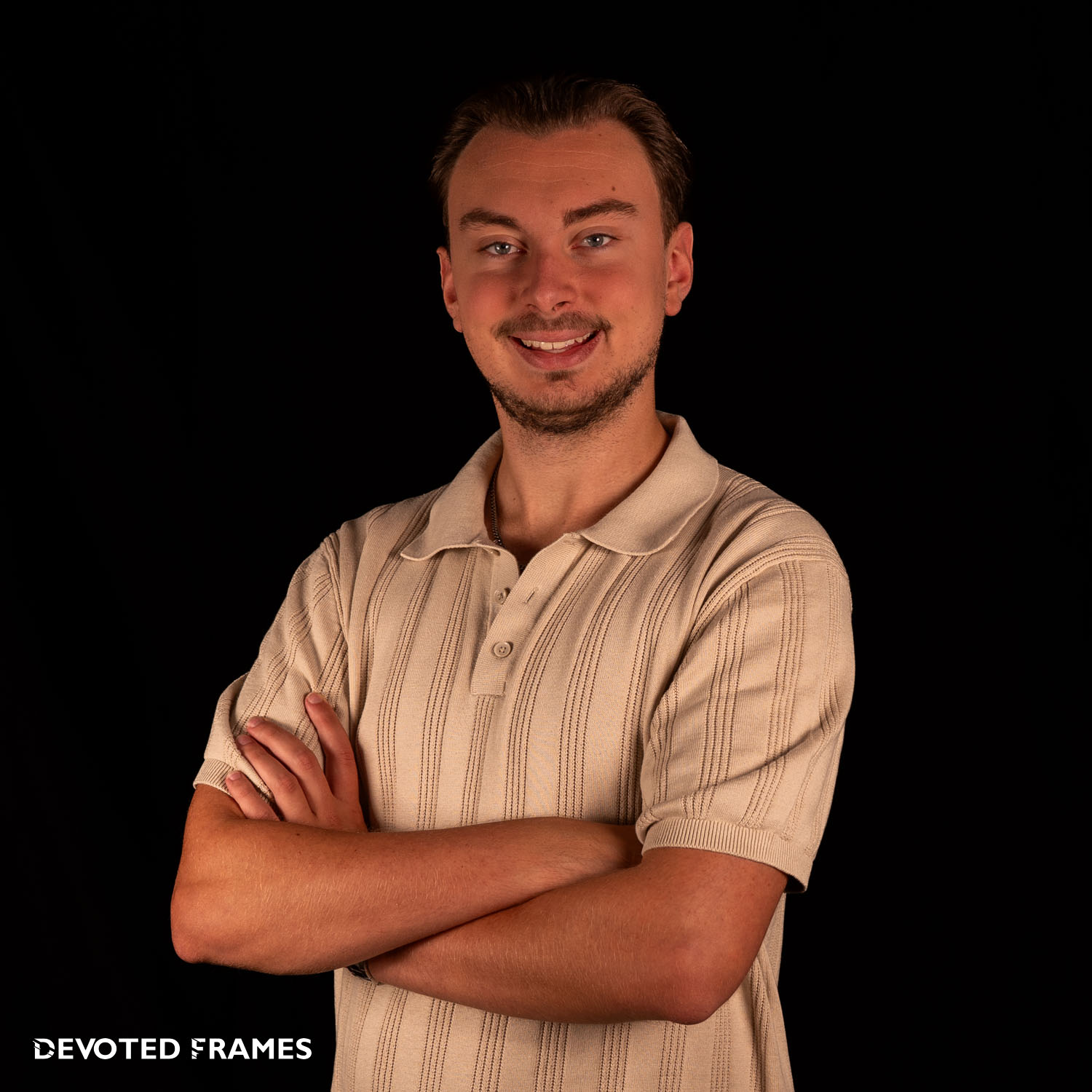 Winner small image - Devoted Frames